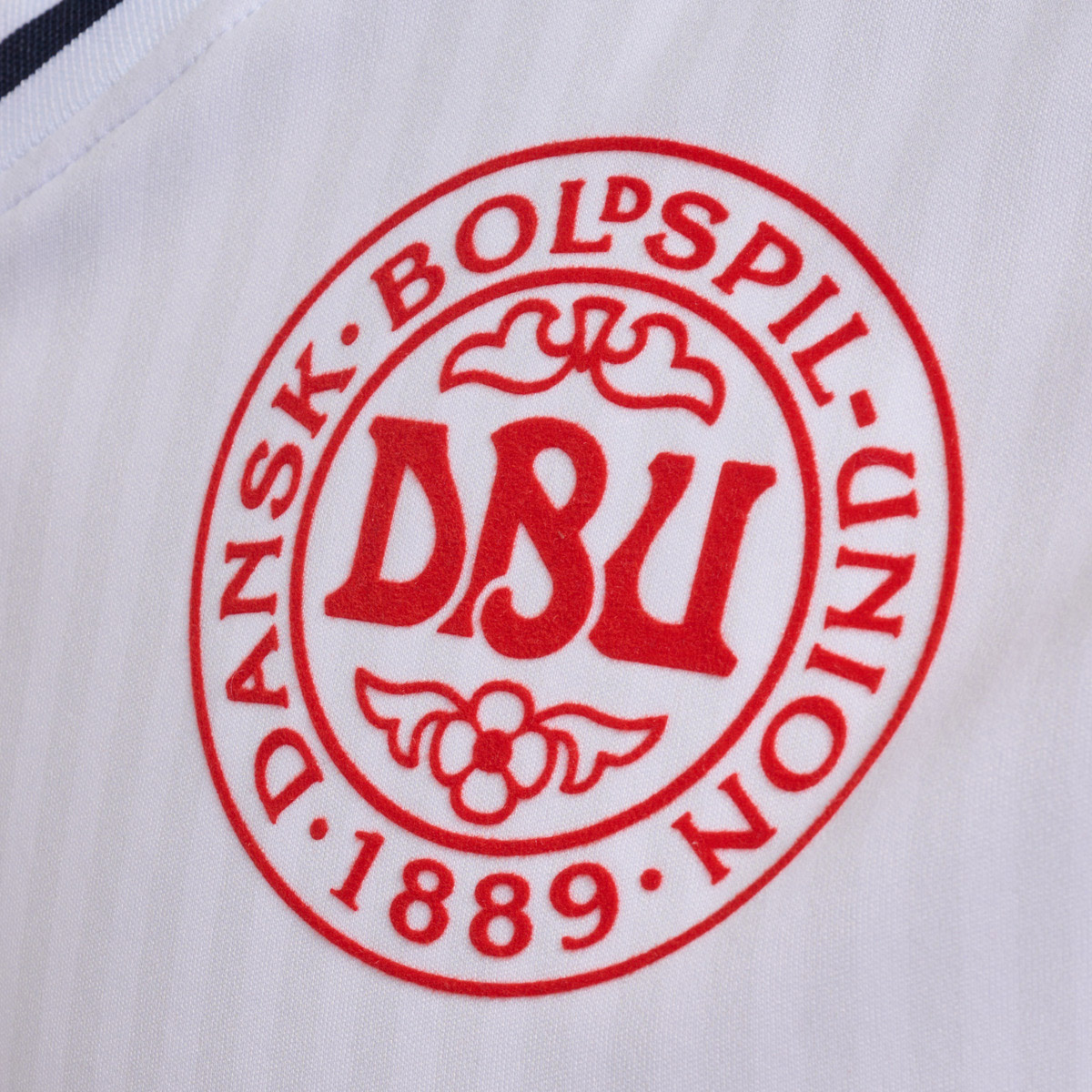 DBU 86 REPLICA JERSEY S/S｜hummel｜ヒュンメル公式オンライン