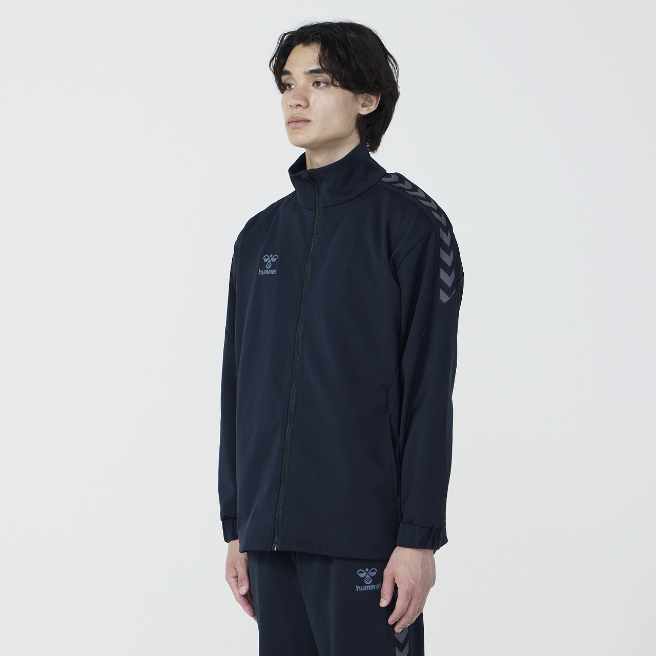 ウォームアップジャケット｜hummel｜ヒュンメル公式オンラインストア