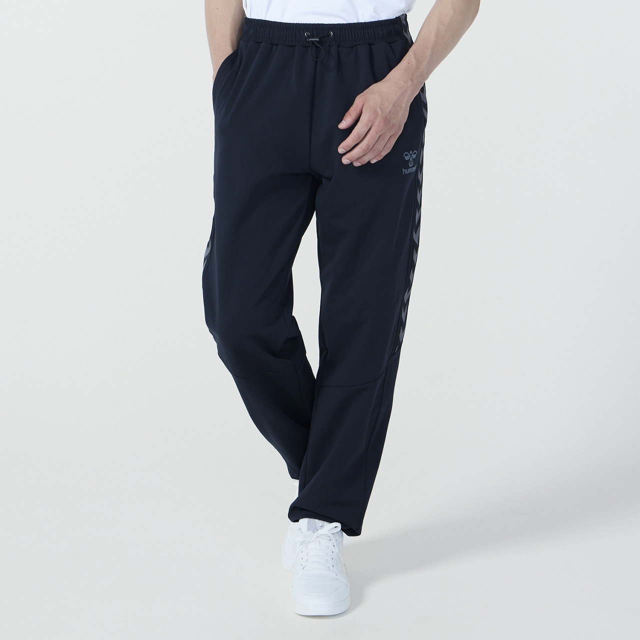 hummel サウサンプトン トレーニングウェア上下 スウェット&ロングパンツ hap8263p_001.jpg