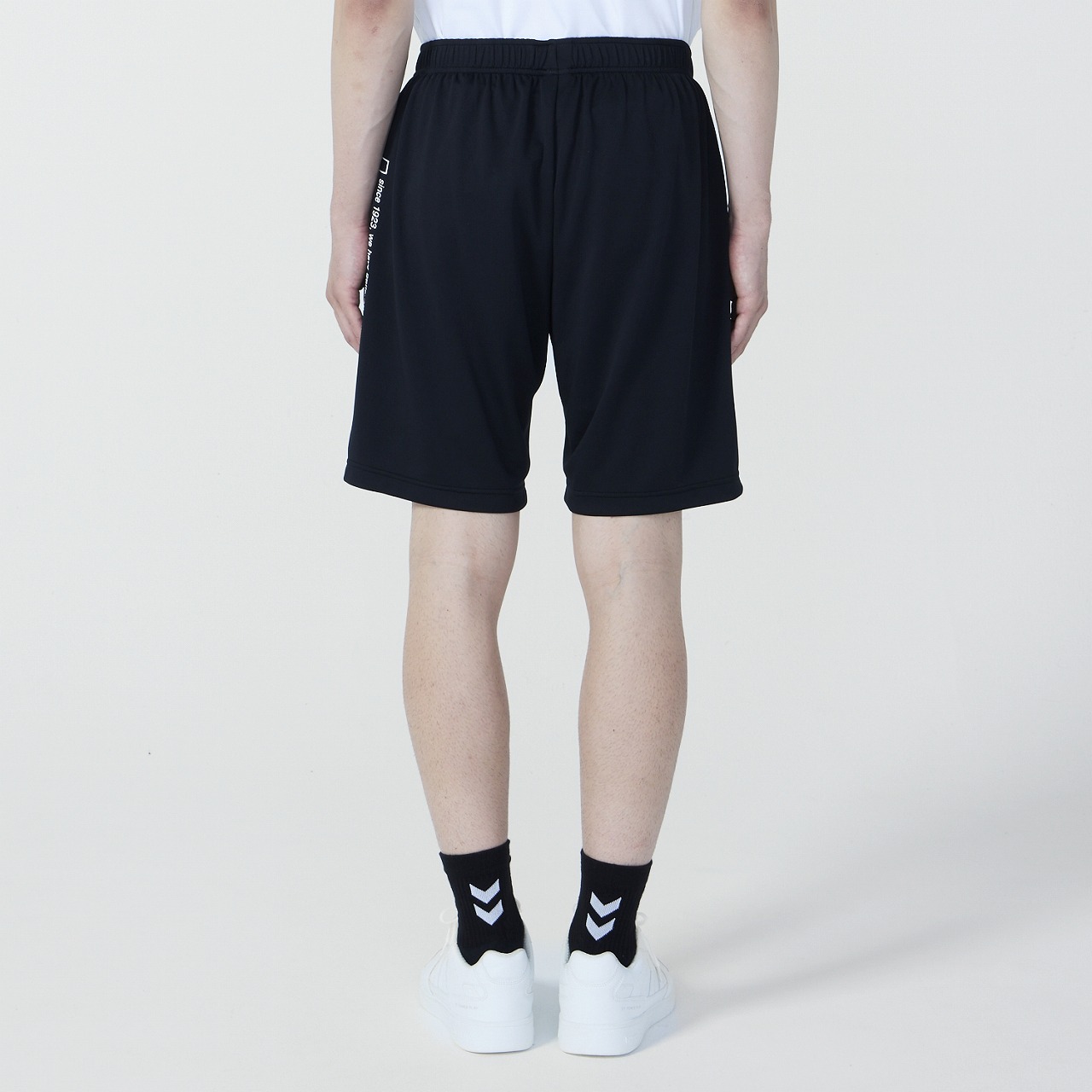 ガンバ大阪　ゲームパンツ　ヒュンメル ブラック ハーフパンツ M-L ガンバ大阪 ゲームパンツ ヒュンメル ブラック ハーフパンツ M-L