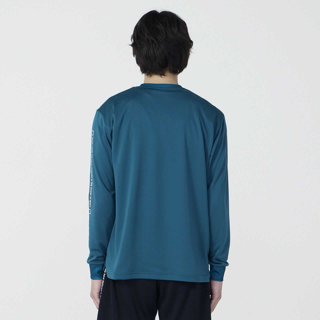 プラクティスロングスリーブシャツ｜hummel｜ヒュンメル公式オンライン