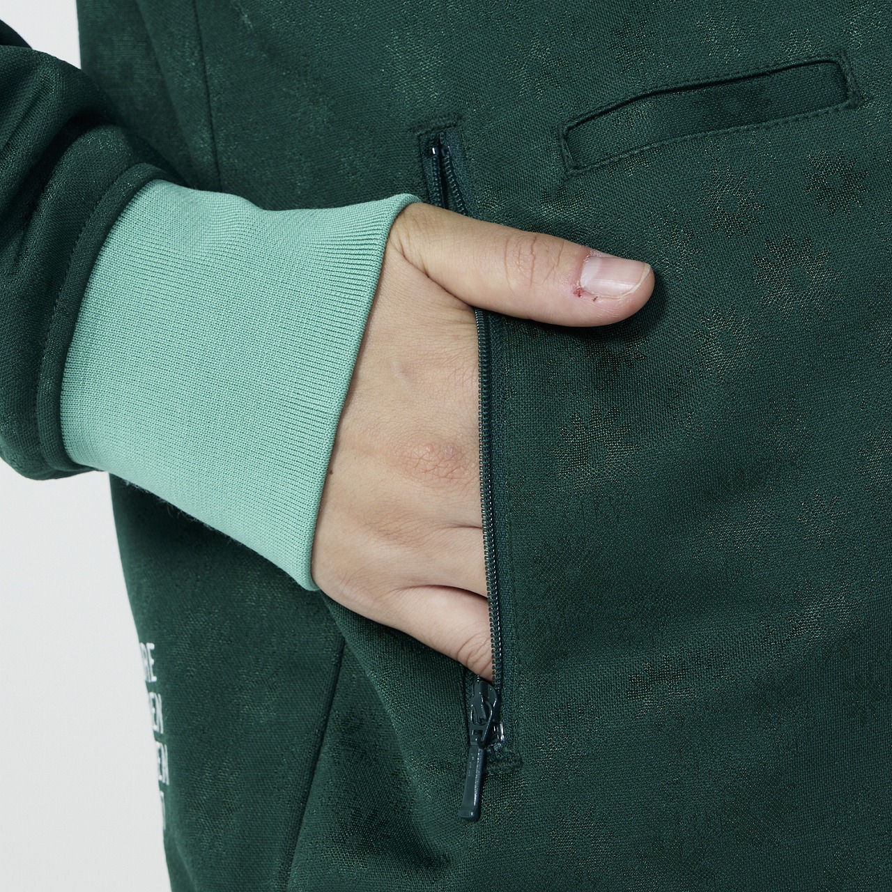 hummel PLAY ジャガードトラックジャケット｜hummel｜ヒュンメル公式