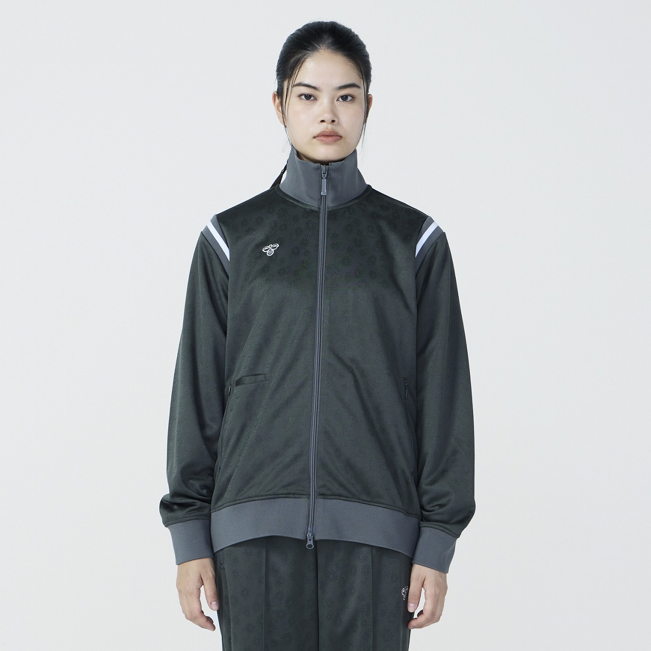 ハンブレ トラックジャケット a23868231516e5db046d4318bddde-