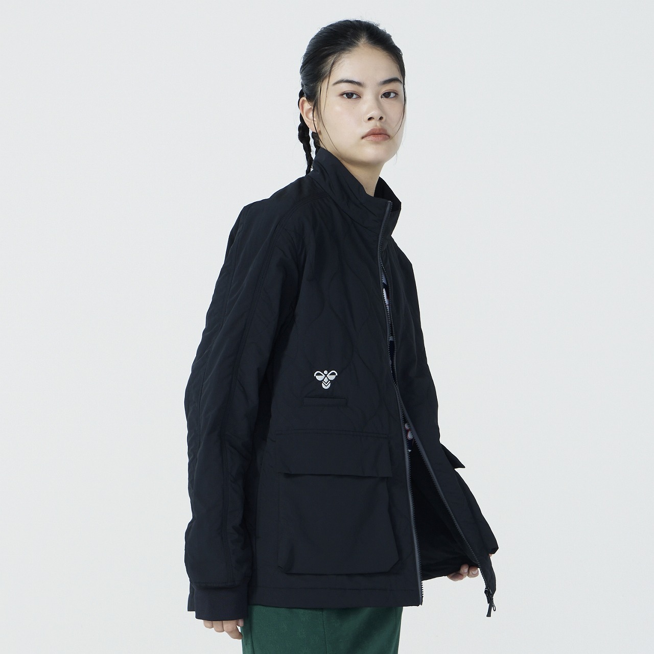 最終処分　ヒュンメル　hummel PLAY テーパードパンツ M ブラック hummel PLAY マルチウーブンパンツ(テーパード)｜hummel