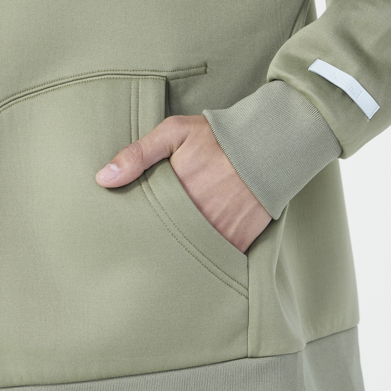 hummel PLAY スウェットジップジャケット｜hummel｜ヒュンメル公式