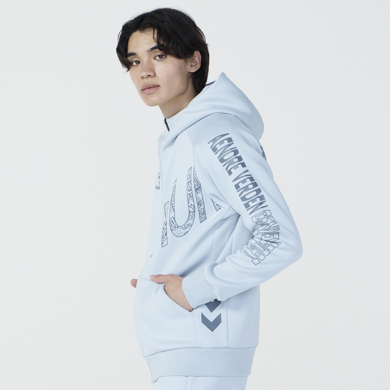 【未使用】hummel セットアップ HAW2184PAP M ホワイト ウェア｜hummel｜ヒュンメル公式オンラインストア