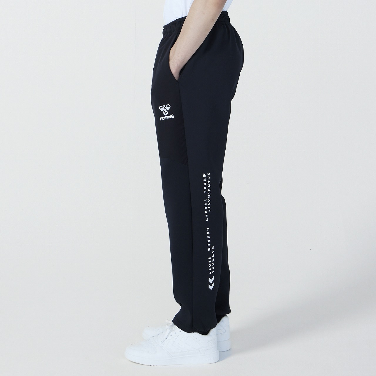 メル君 ニット×ウーブン ハイブリッドパンツ｜hummel｜ヒュンメル公式