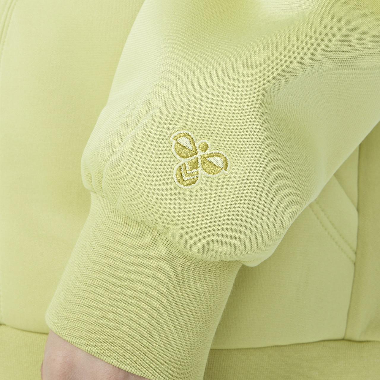 hummel PLAY スウェットクルーネック｜hummel｜ヒュンメル公式