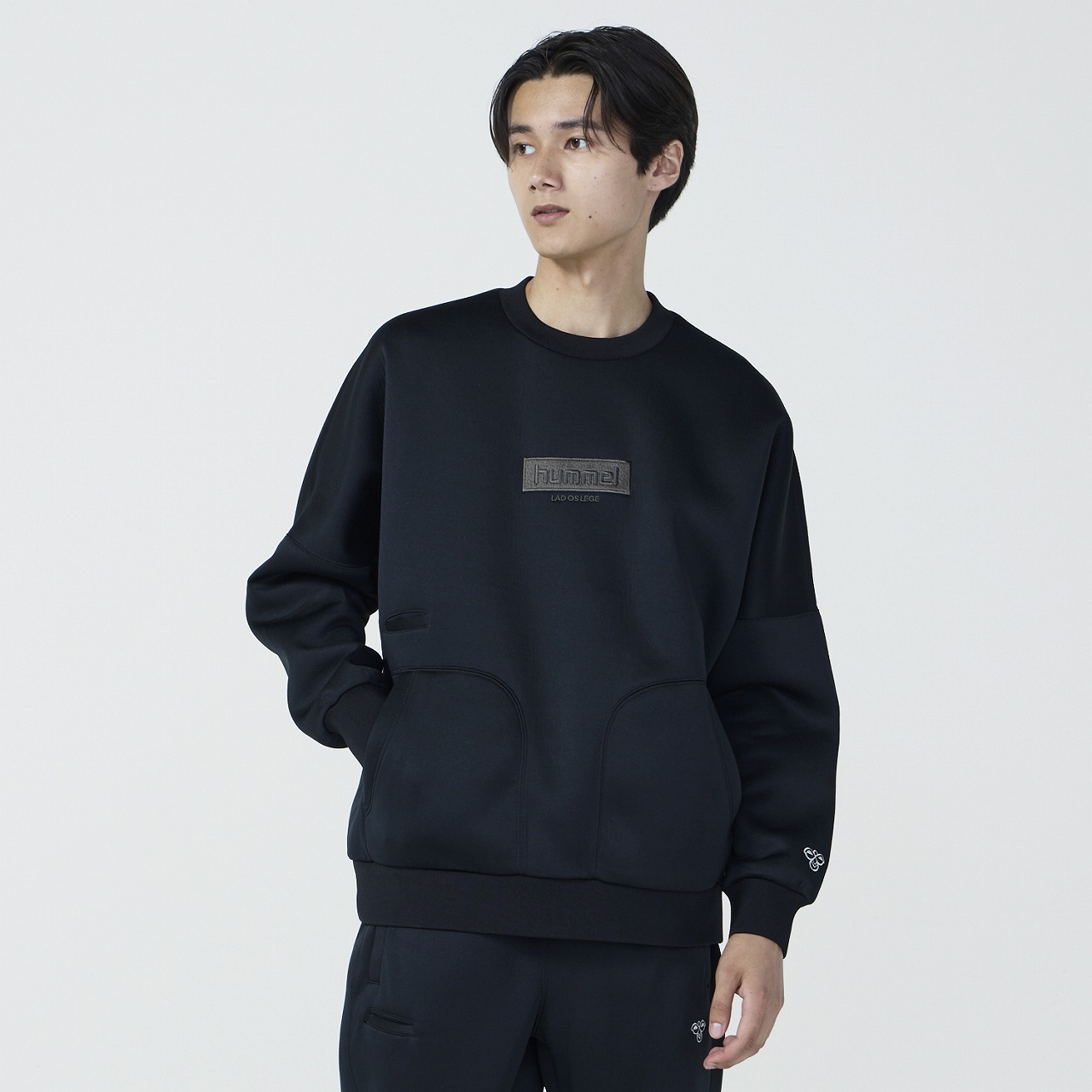 ガンバ大阪 hummel フード付きスウェットセット 黒/グレー 25 オーセンティックユニフォームパンツ 商品詳細 | ガンバ大阪