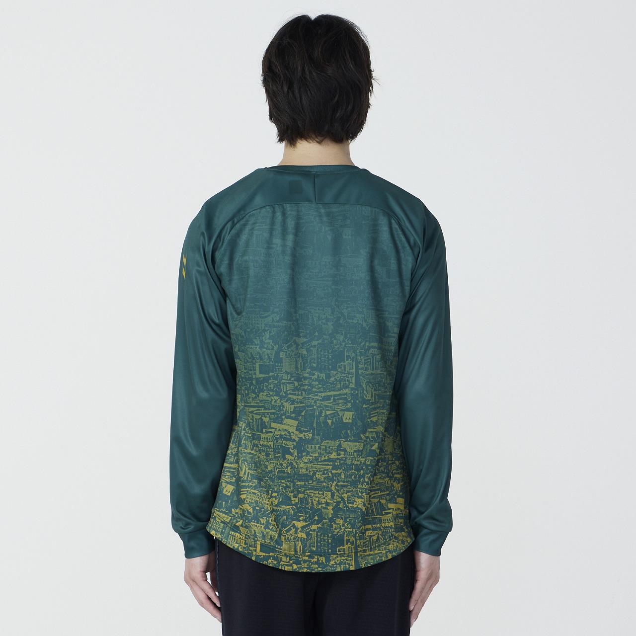 プラクティスロングスリーブシャツ｜hummel｜ヒュンメル公式オンライン