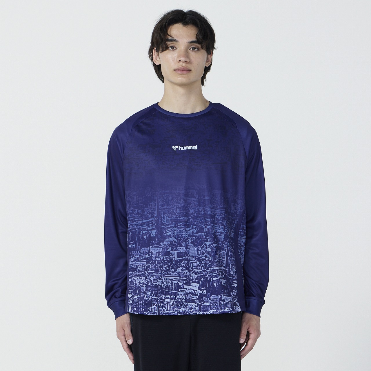 プラクティスロングスリーブシャツ｜hummel｜ヒュンメル公式オンライン