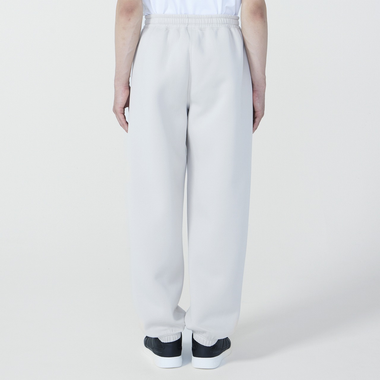 スウェットパンツ｜hummel｜ヒュンメル公式オンラインストア