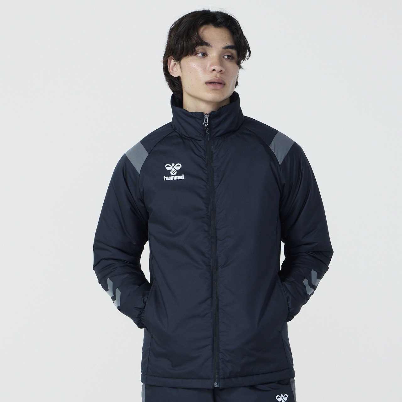 ◆◆ ＜ヒュンメル＞ HUMMEL トライアルエアージャケット HAW2200 (63) トライアルエアージャケット｜hummel｜ヒュンメル公式オンラインストア