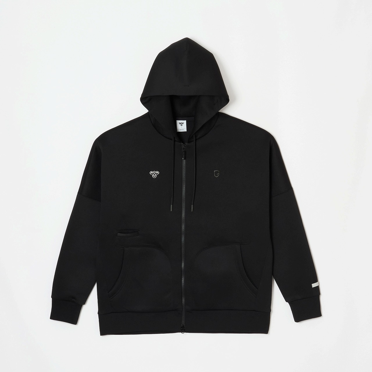 代表・クラブウエア・ガンバ大阪｜hummel｜ヒュンメル公式