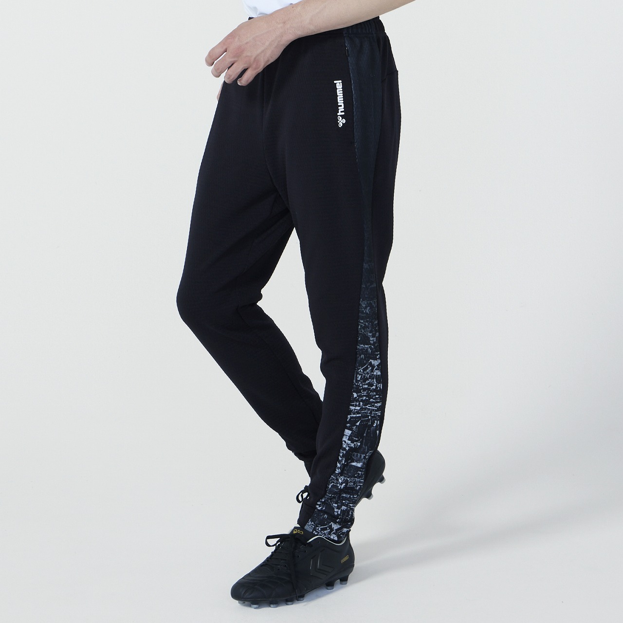 ヒュンメル PU マイスター2(ブラック×ホワイト) 27.0 日本製 ヒュンメル PU マイスター2(ブラック×ホワイト) 27.0 日本製