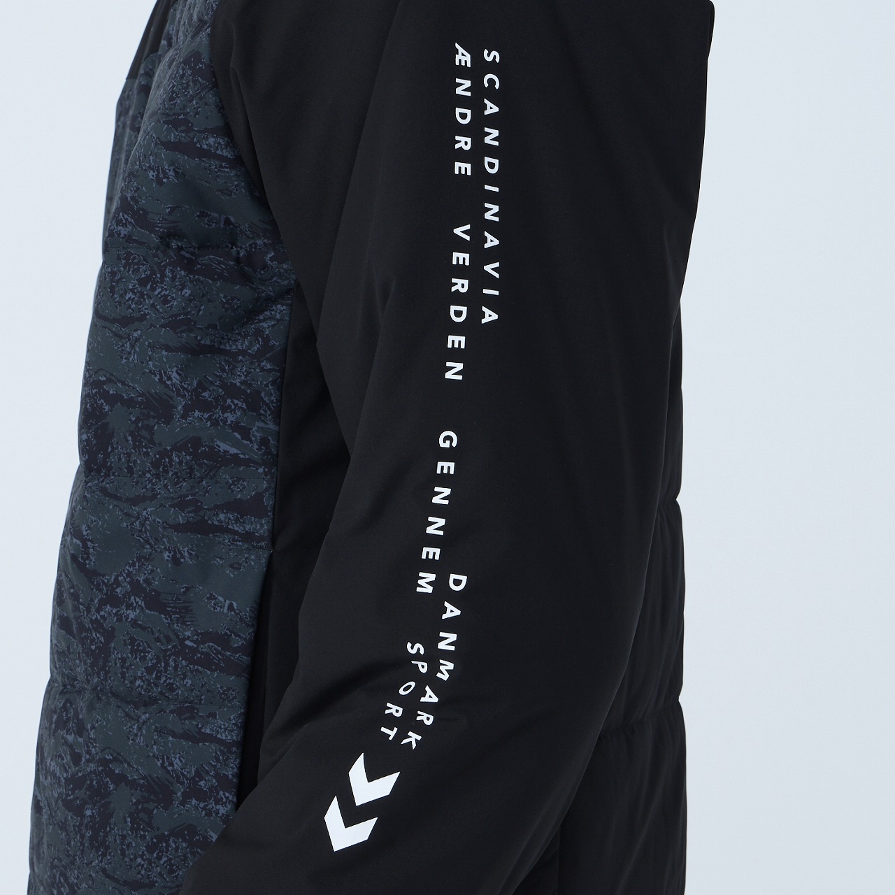 パデットサーモジャケット｜hummel｜ヒュンメル公式オンラインストア