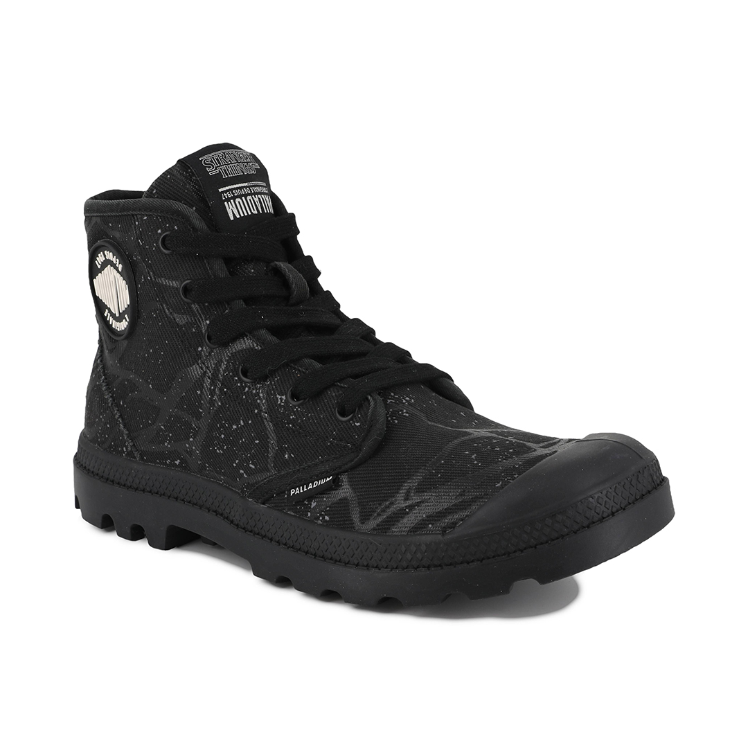 パラディウム メンズ Stranger Things 限定コラボ パンパ ハイ トンネル PAMPA HI TUNNELS スニーカー シューズ 紐靴 ハイカット ブラック 黒 送料無料 PALLADIUM 04626 Stranger Things 限定コラボ商品】PAMPA HI TUNNELS｜PALLADIUM