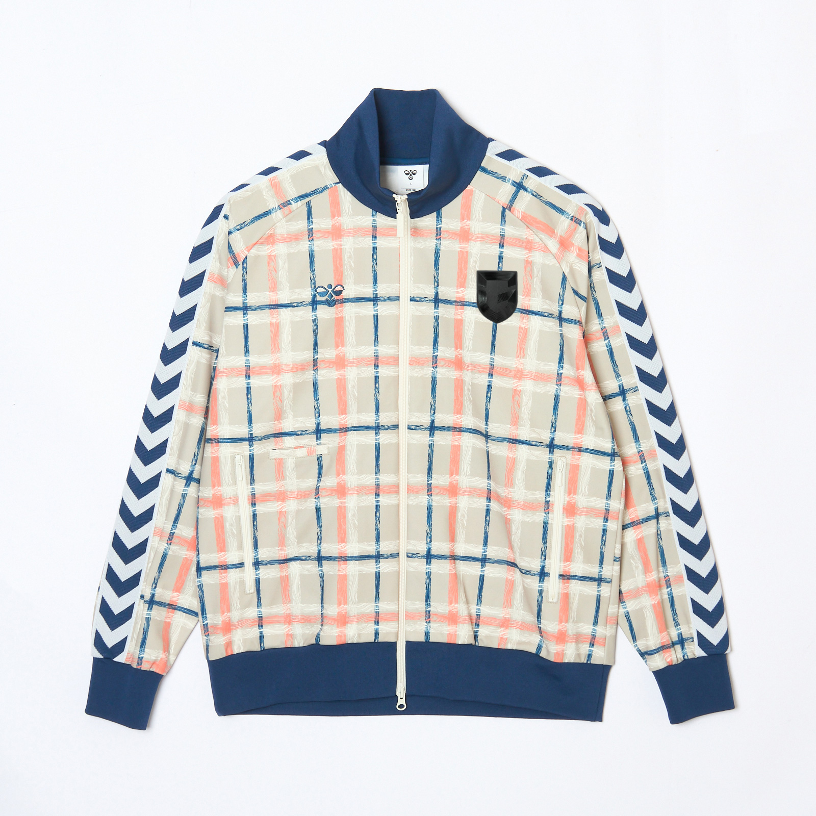 1月23日13時より発売開始！】ガンバ大阪×hummel トラックジャケット