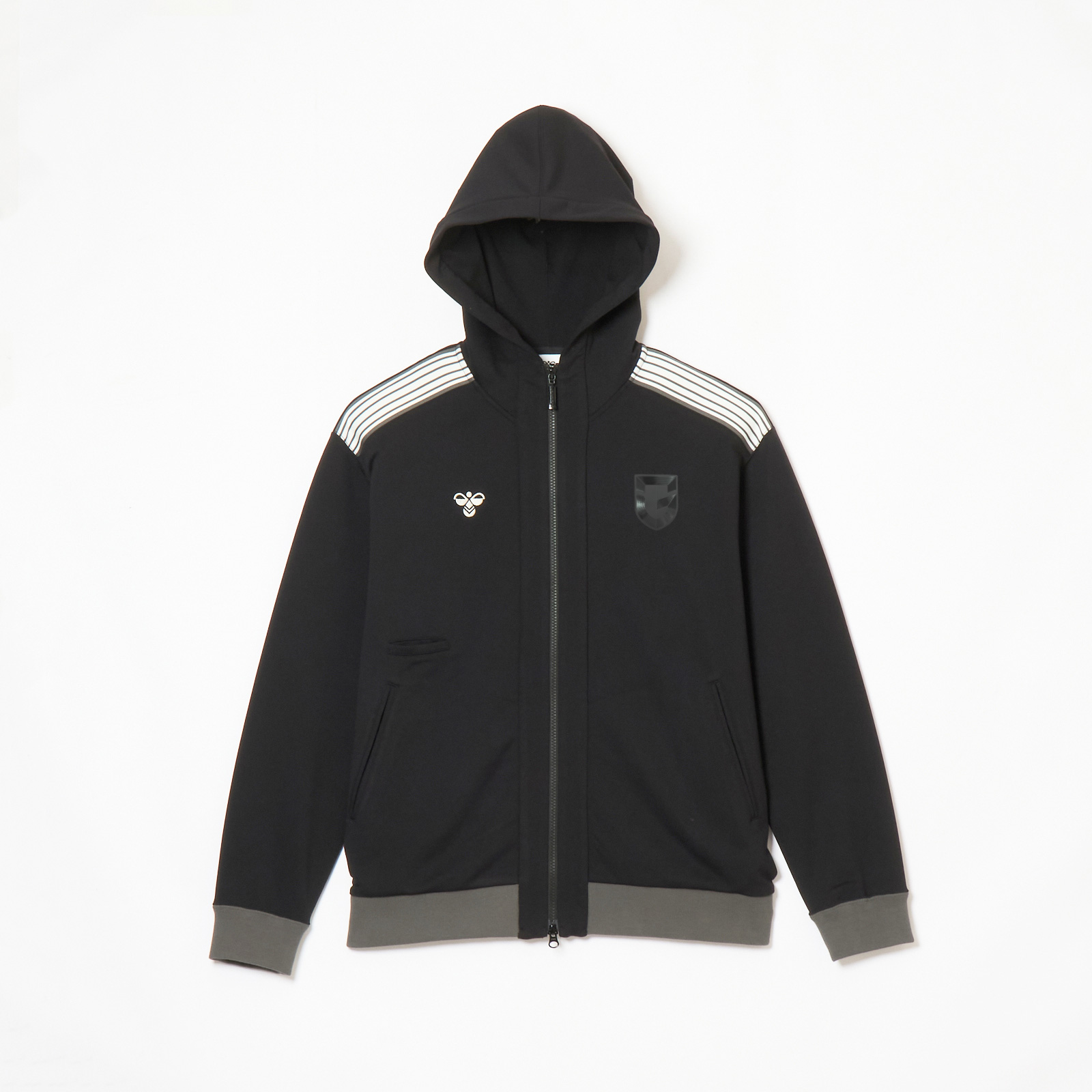 1月23日13時より発売開始！】ガンバ大阪×hummel クロスジャケット