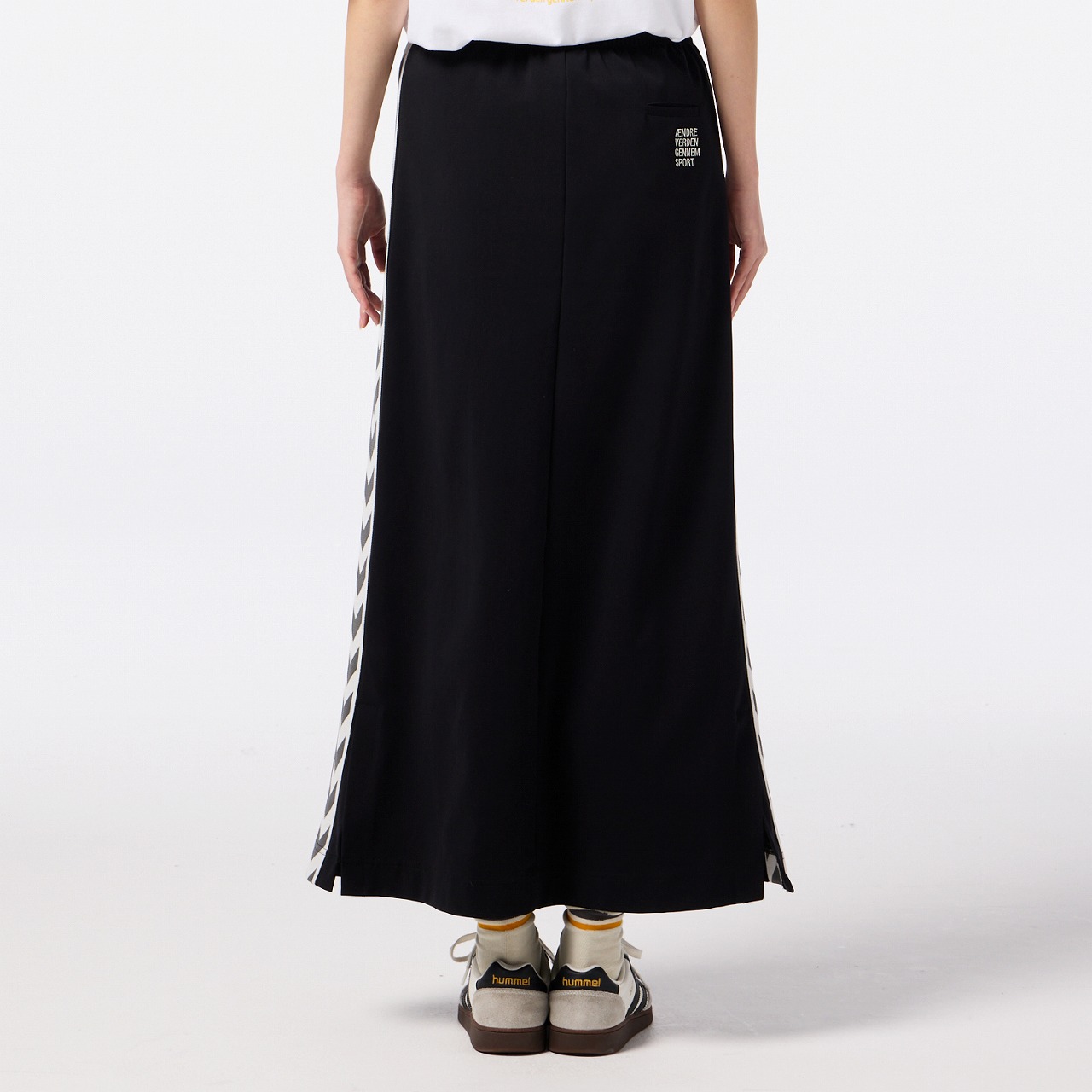 hummel PLAY トラックスカート｜hummel｜ヒュンメル公式オンラインストア