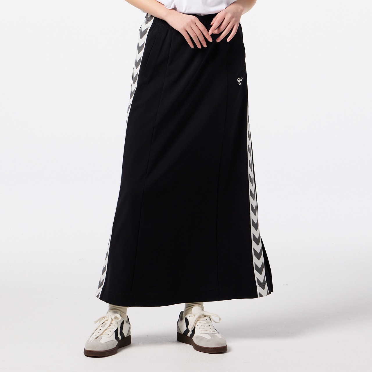 hummel PLAY トラックスカート｜hummel｜ヒュンメル公式オンラインストア