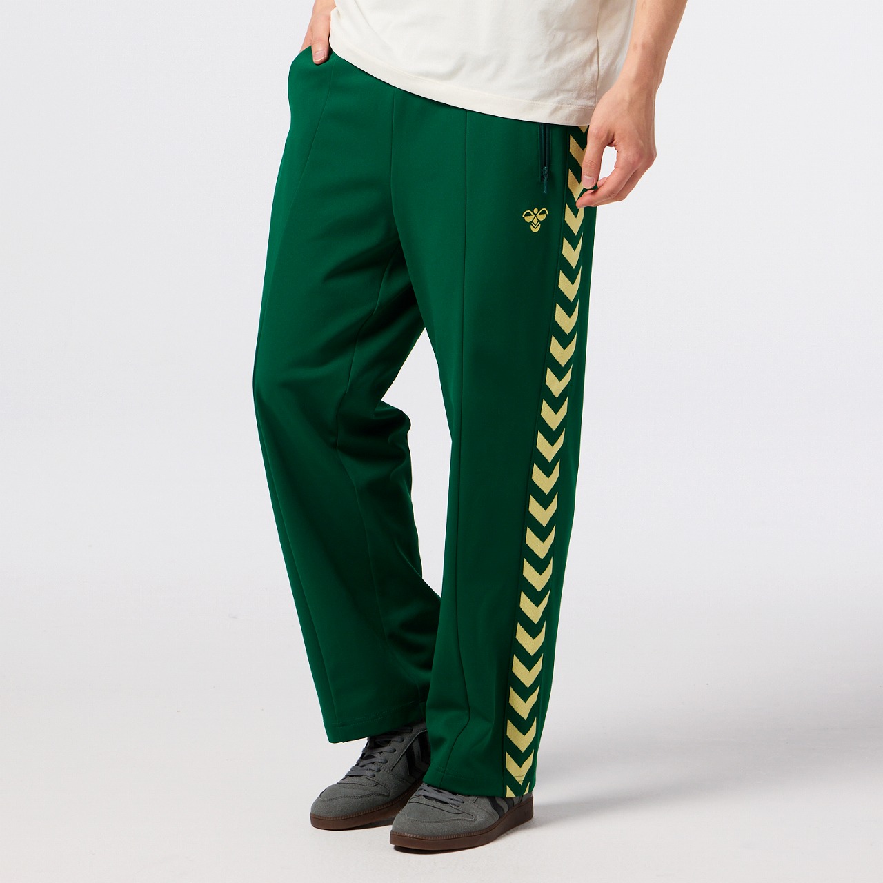 hummel PLAY トラックパンツ｜hummel｜ヒュンメル公式オンラインストア