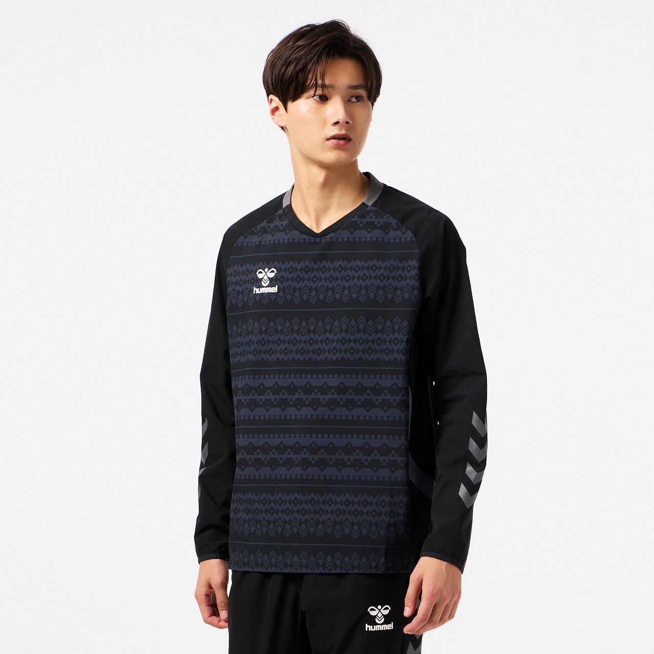 ヒュンメル ガンバ大阪 PROウーブントレーニングトップ（FPグ リーン） ヒュンメル ガンバ大阪 PROウーブントレーニングトップ（FPグ リーン）