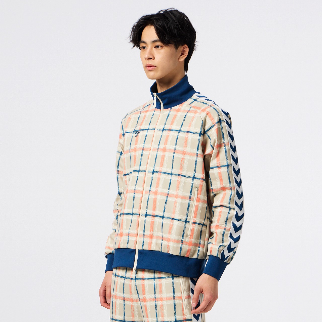 H*L様 hummel JEF UNITED トラックジャケット hummel ジェフ