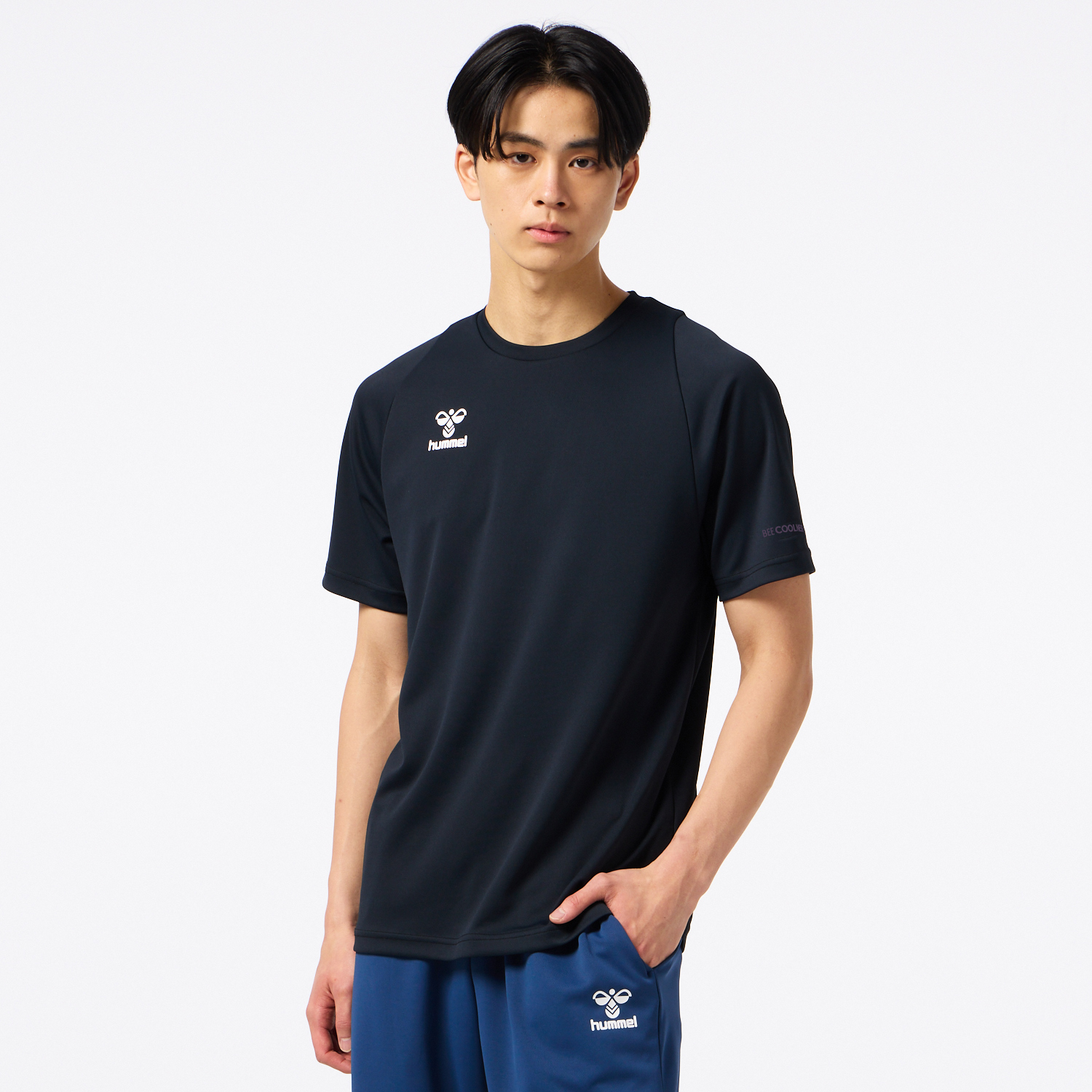 hummel サッカーシャツ・ショーツセット 5番 成徳深谷ユニフォーム