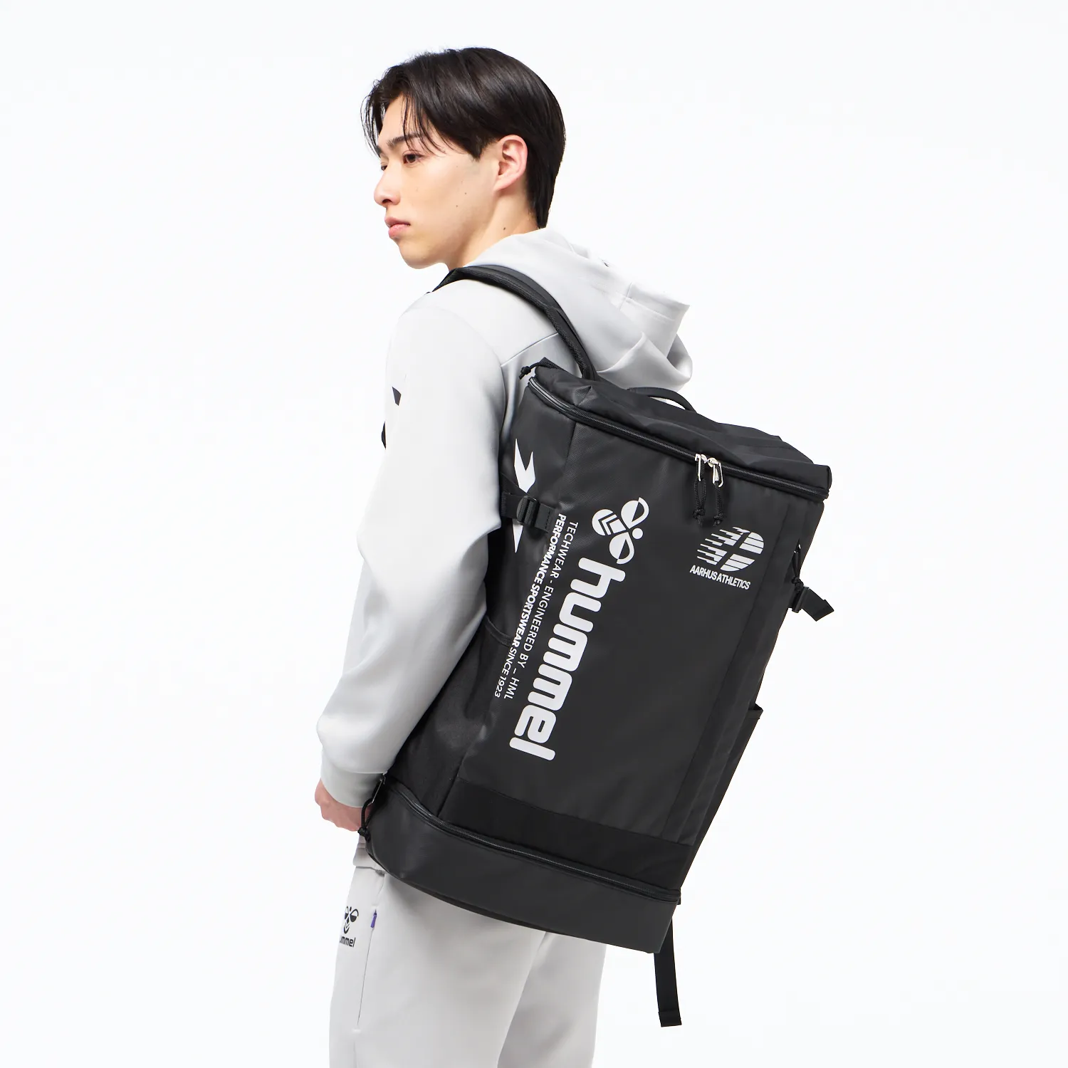 BOX BACKPACK 40｜hummel｜ヒュンメル公式オンラインストア