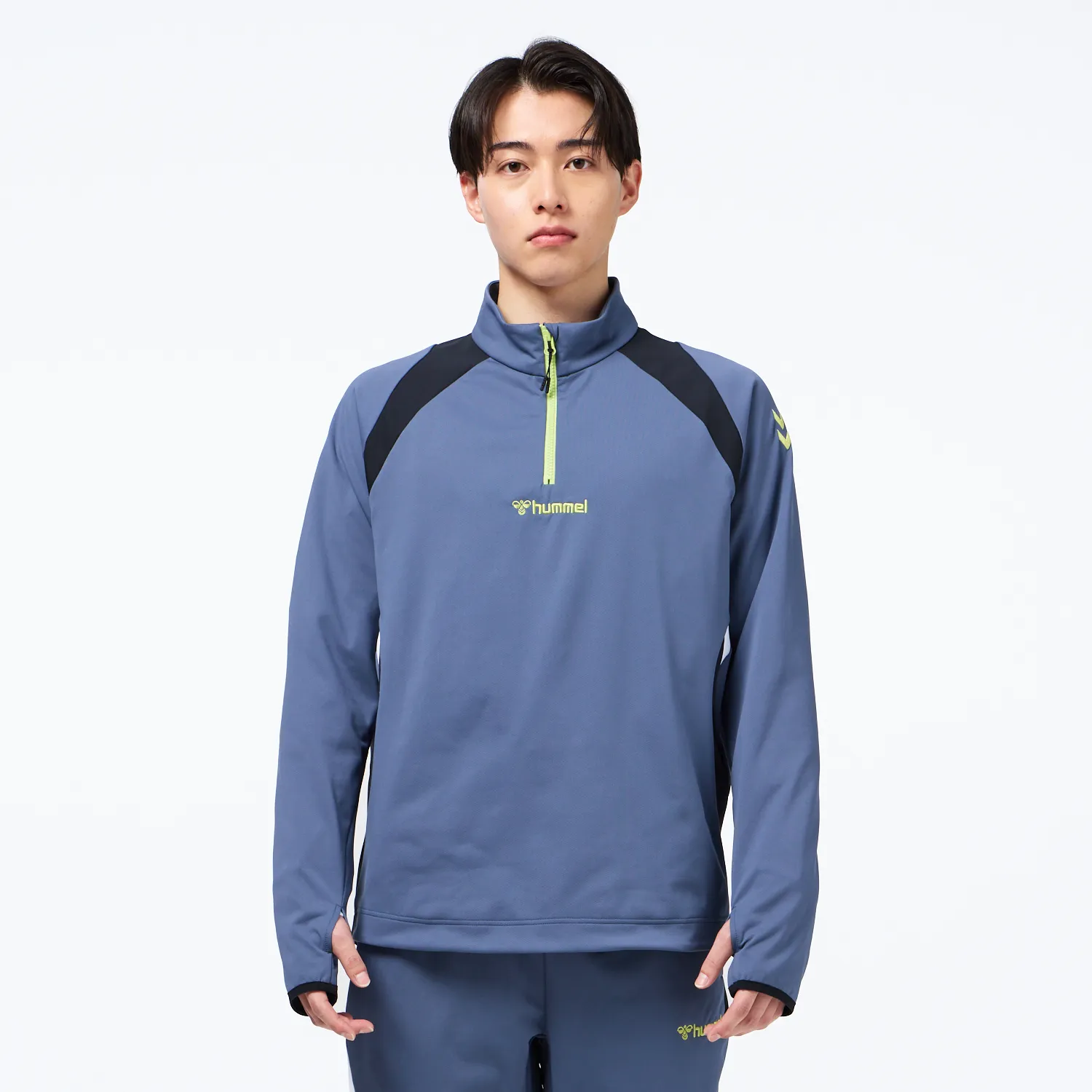 トレーニングハーフジップトップ｜hummel｜ヒュンメル公式オンラインストア