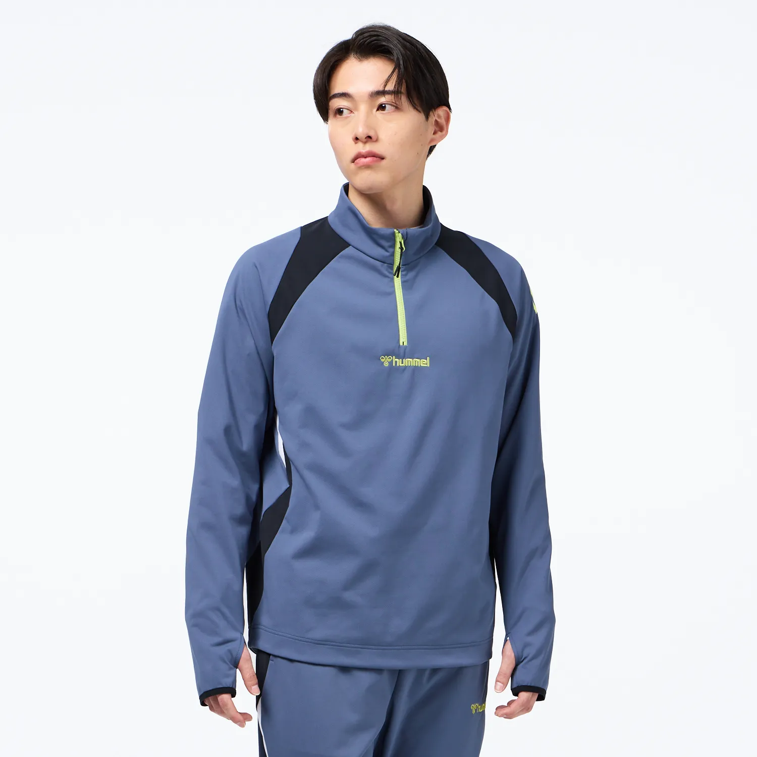 トレーニングハーフジップトップ｜hummel｜ヒュンメル公式オンラインストア